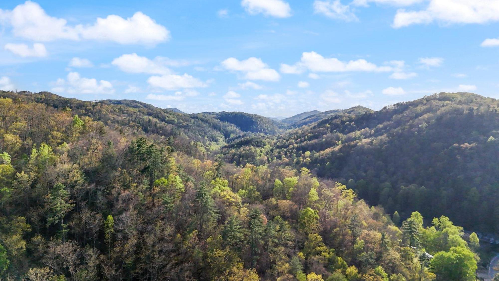 The Tellico Plains Inn And Event Venue Bagian luar foto