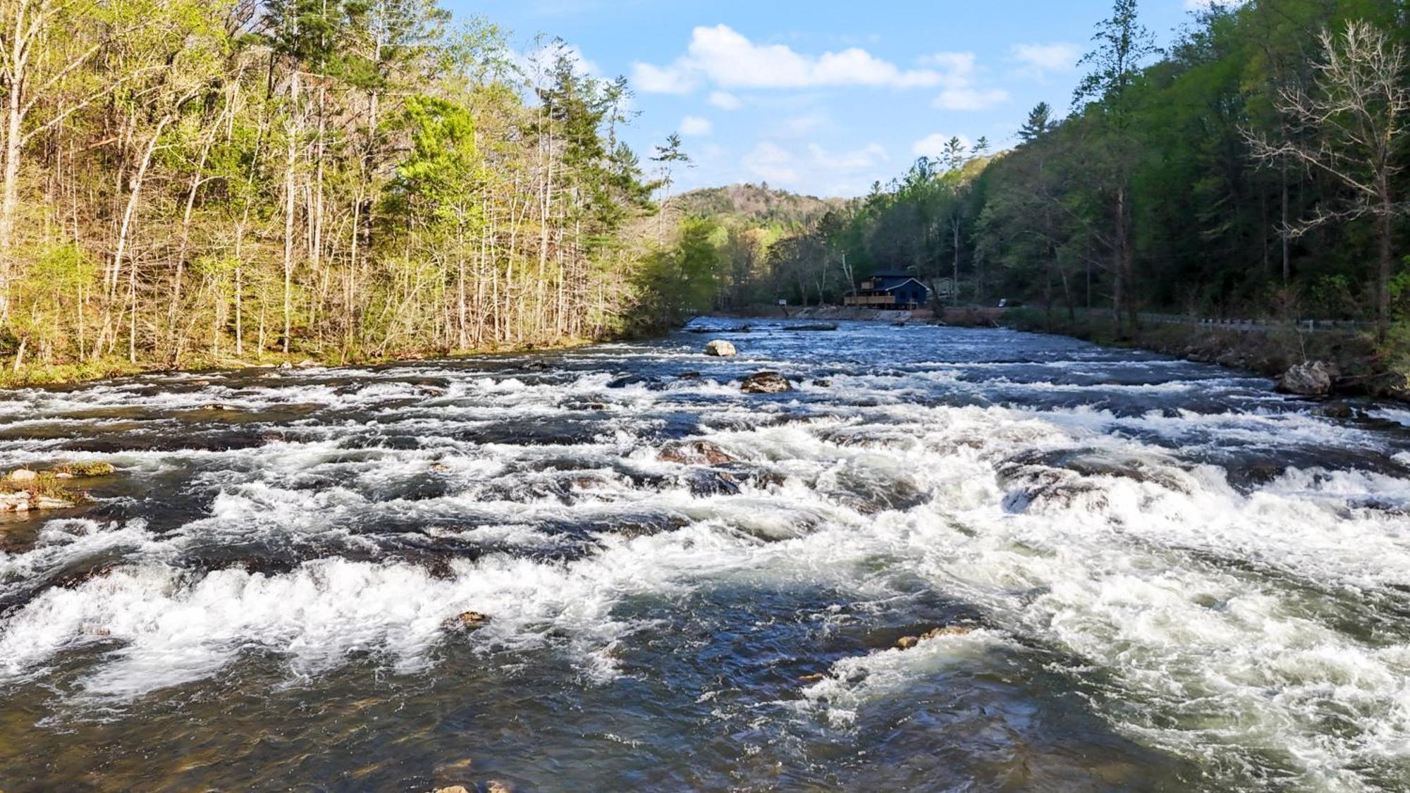 The Tellico Plains Inn And Event Venue Bagian luar foto