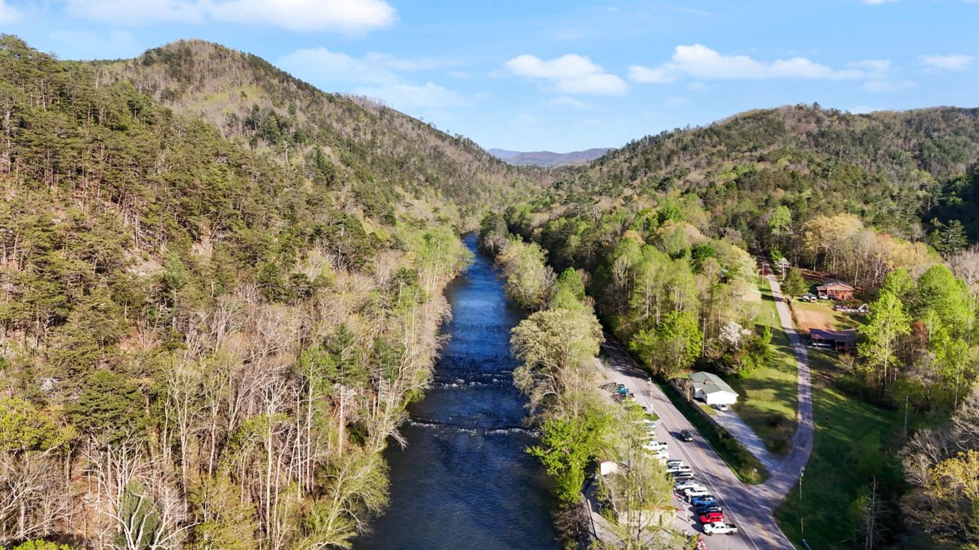 The Tellico Plains Inn And Event Venue Bagian luar foto