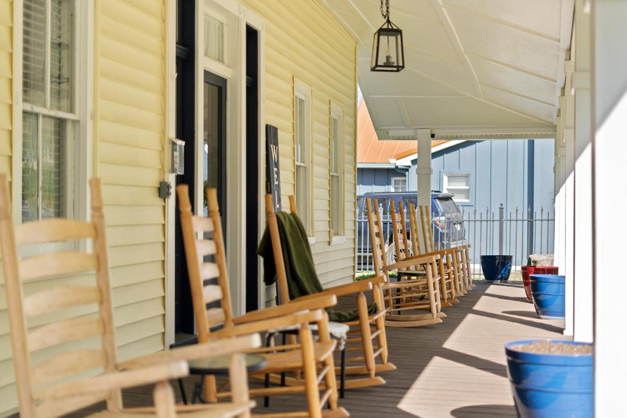 The Tellico Plains Inn And Event Venue Bagian luar foto